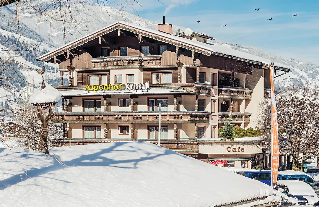 Hotel Alpenhof Kristall-1