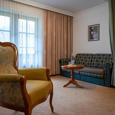 Hotel Waldheim-2