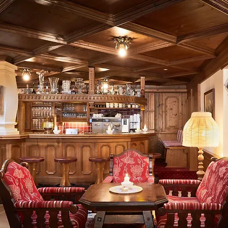Hotel Alpenhof Kristall-3