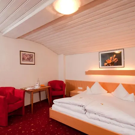 Alpin-Hotel Schrofenblick-2